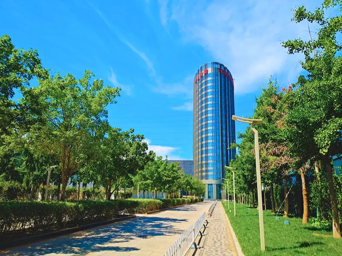 0206c120008vqhlrm6674_W_1280_853_R5